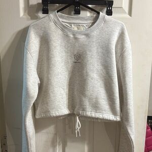 Women's Light Gray Cropped Sweatshirt